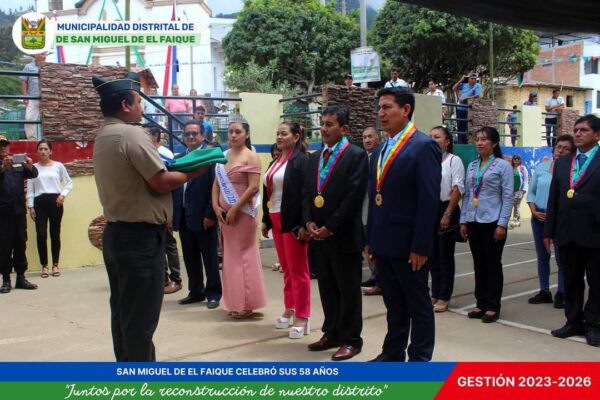 Ceremonia a honor a los 58 años de creación política distrital de San Miguel de el Faique